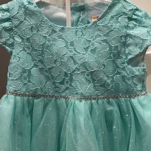 healthtex Dresses - Healthtex dress size 4t healthtex Dresses - Healthtex dress size 4t